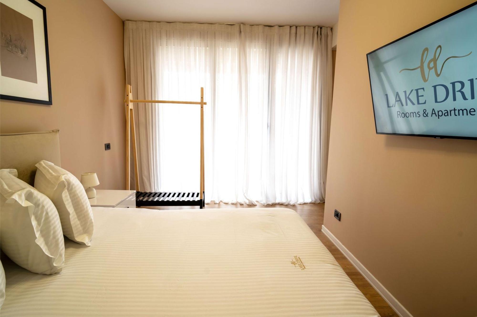 טיראנה Lake Drive Rooms&Apartments מראה חיצוני תמונה