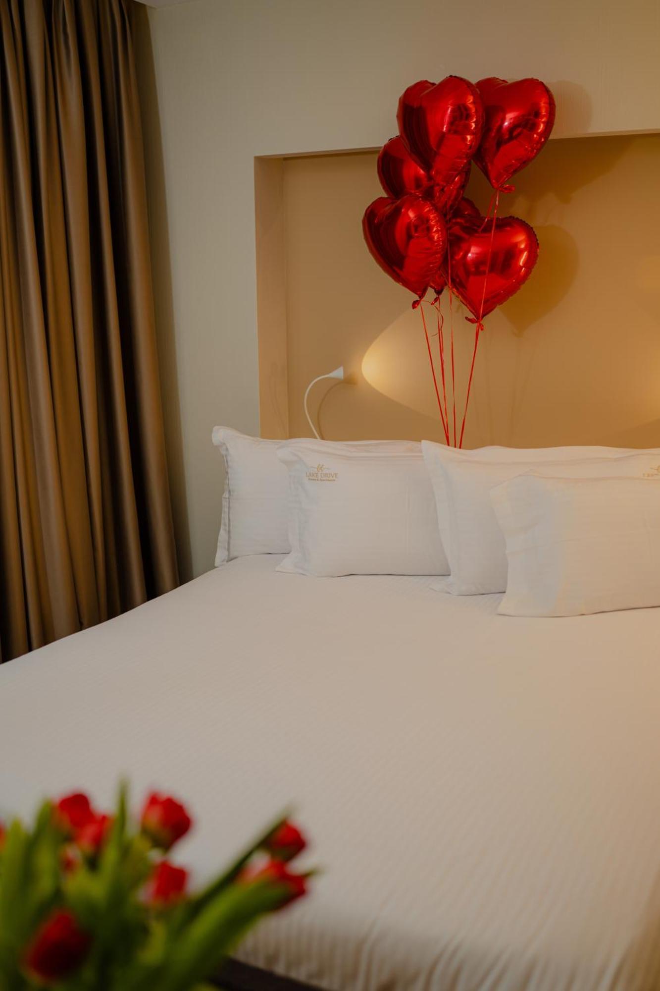 טיראנה Lake Drive Rooms&Apartments מראה חיצוני תמונה